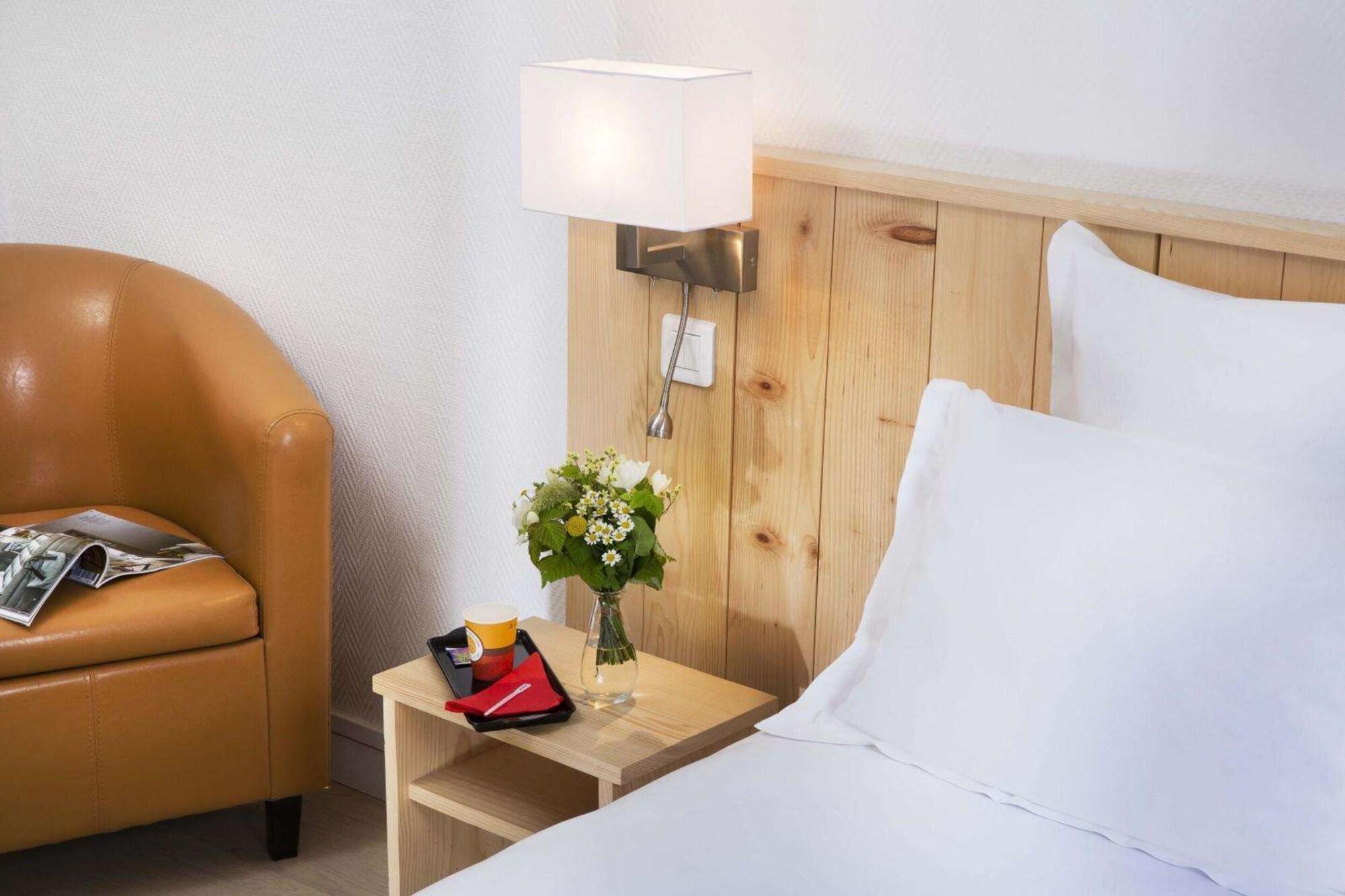 Le Compostelle 3* Parigi