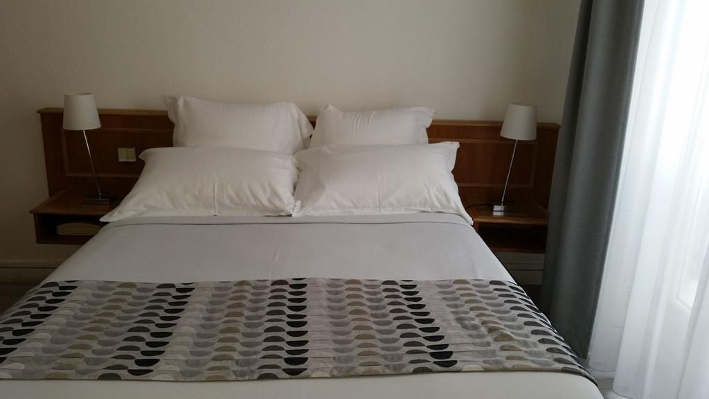 Le Compostelle 3* Parigi